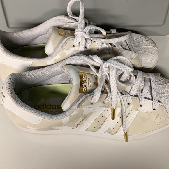 Adidas superstar print sneakers - Picture 3 of 8